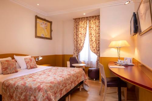 Habitación Comunicada del hotel Hôtel Du Levant. Foto 1