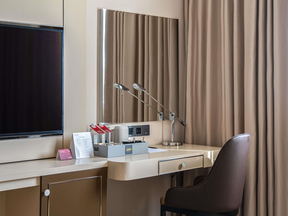 Habitación estándar, 1 cama doble del hotel Mövenpick Samarkand. Foto 6