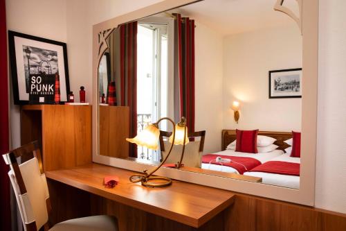 Habitación Doble Clásica - 2 camas del hotel Grand Hotel Des Balcons. Foto 1