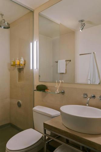 Habitación Doble - 2 camas dobles del hotel Chambers. Foto 8
