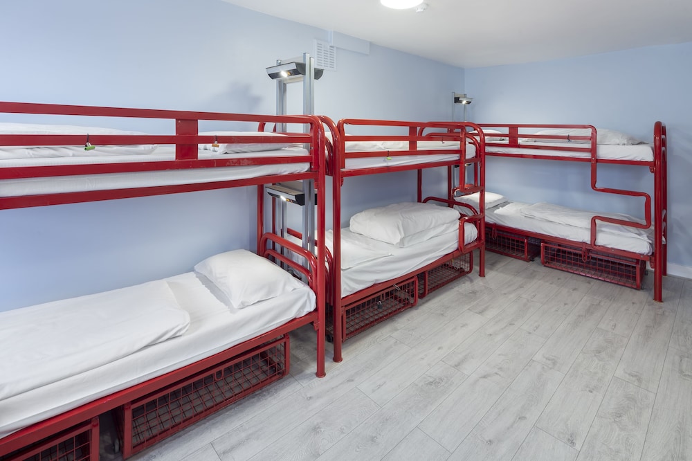 Dormitorio compartido del hotel Astor Museum Inn. Foto 1