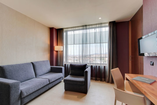 Junior suite del hotel Badalona Tower. Foto 1