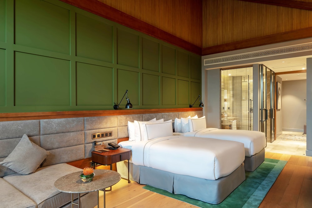 Habitación Premium con terraza y vistas al jardín del hotel Melia Shanghai Parkside. Foto 7