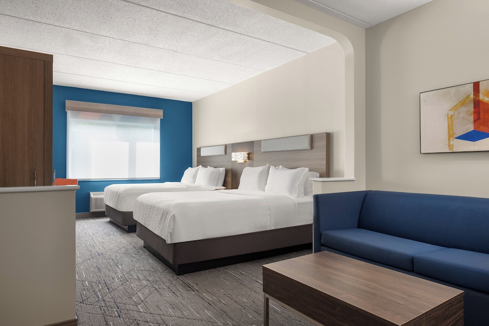 Suite Accesible 2 Camas queen Normal del hotel Holiday Inn Express and Suites Hawthorne Elmsford North by IHG. Foto 3