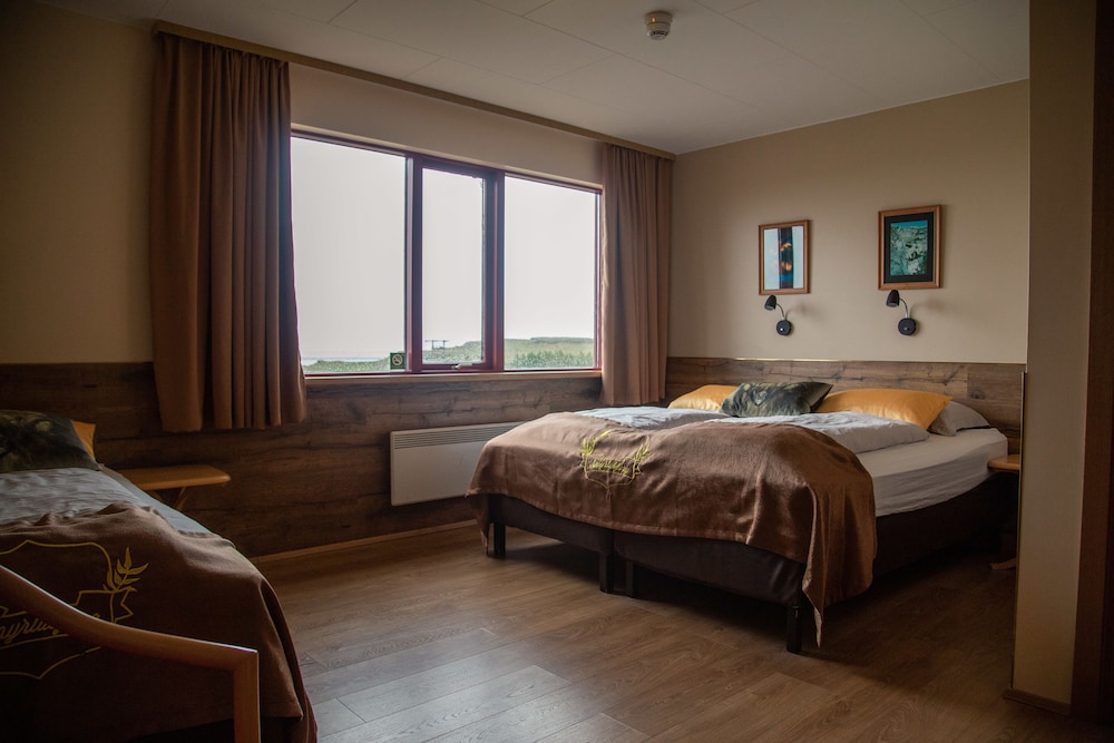 Habitación Triple del hotel Smyrlabjorg. Foto 3