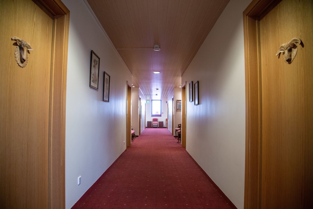 Habitación Triple del hotel Smyrlabjorg. Foto 4
