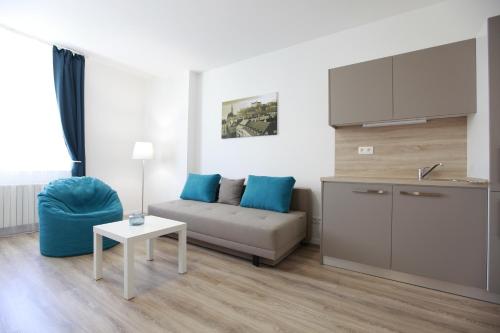 Apartamento Con Cocina 1 habitación Sofá Cama incluido 1 Cama doble del hotel City Center Best Place Apartments. Foto 8