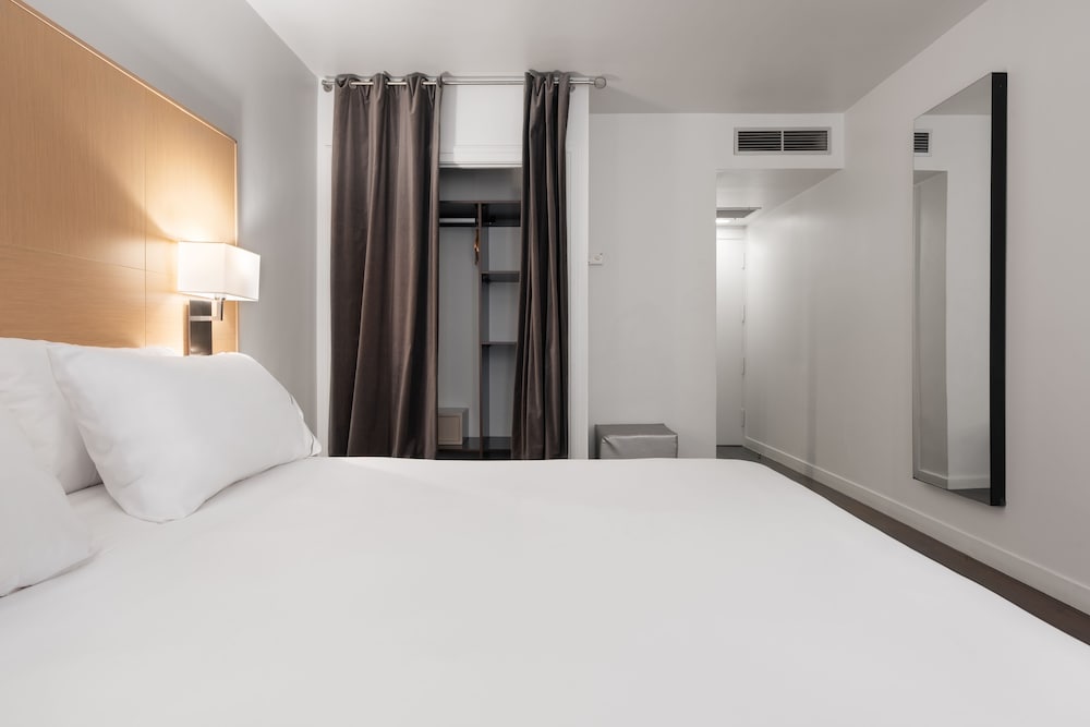 Habitación Deluxe doble del hotel Eurostars Marques De Vallejo. Foto 2