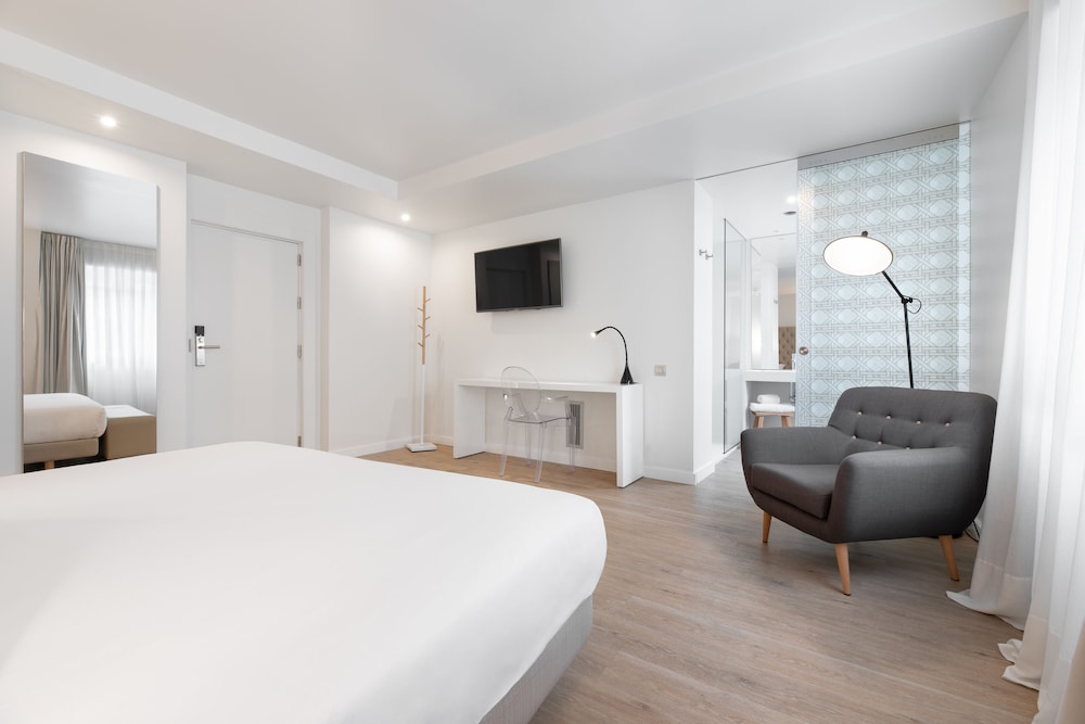 Habitación Premium Doble del hotel Eurostars Marques De Vallejo. Foto 8