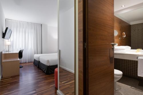 Habitación Doble del hotel Eurostars Marques De Vallejo. Foto 2