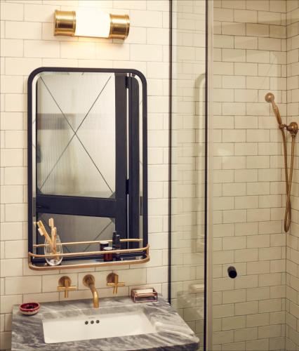 Habitación Acogedora con vistas a Manhattan del hotel The Hoxton Williamsburg. Foto 8