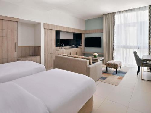Estudio del hotel Mövenpick Hotel Tahlia Jeddah. Foto 3