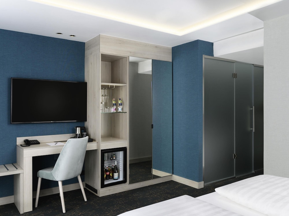 Habitacion Standard con 1 cama doble del hotel Mercure Tokaj Center. Foto 1