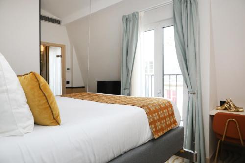 Habitación Doble Deluxe del hotel Five Boutique Paris Quartier Latin. Foto 1