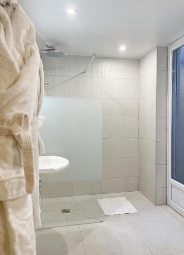 Spa Bath Suite with Terrace del hotel Five Boutique Paris Quartier Latin. Foto 8