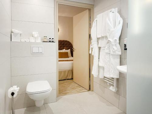 Spa Bath Suite with Terrace del hotel Five Boutique Paris Quartier Latin. Foto 10