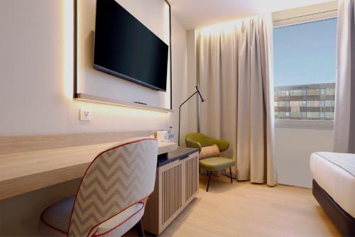 Habitación Individual Amplia del hotel and Spa Villa Olímpic@ Suites. Foto 7
