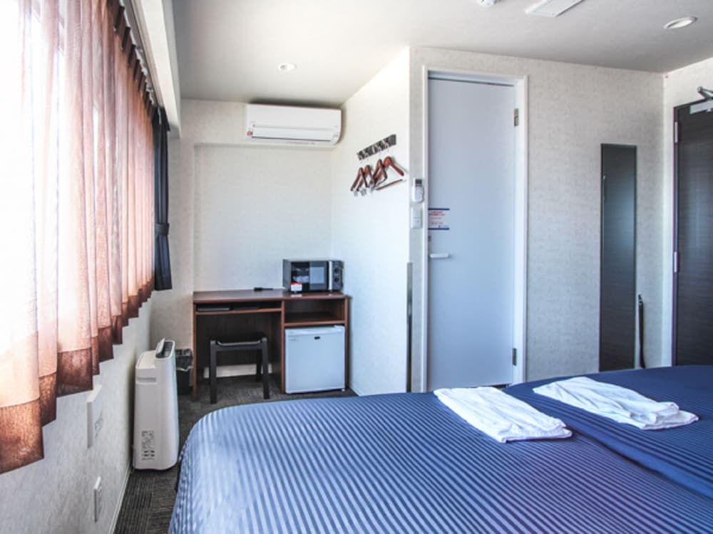Habitación estándar con 2 camas individuales, no fumadores del hotel Livemax Kyoto Kamogawamae. Foto 2
