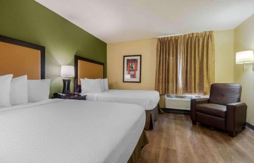 Estudio con 2 camas dobles - No fumadores del hotel Extended Stay America Suites Syracuse Dewitt. Foto 3