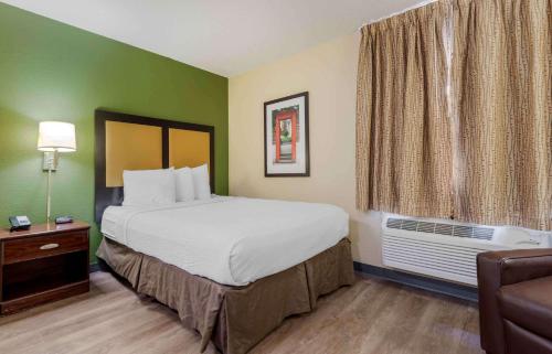 Estudio con cama grande - No fumadores del hotel Extended Stay America Suites Syracuse Dewitt