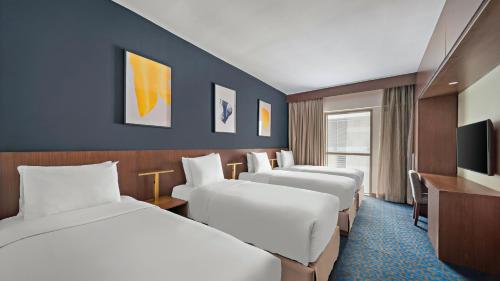 Habitación Cuádruple Deluxe - Fumadores del hotel Voco Makkah. Foto 8