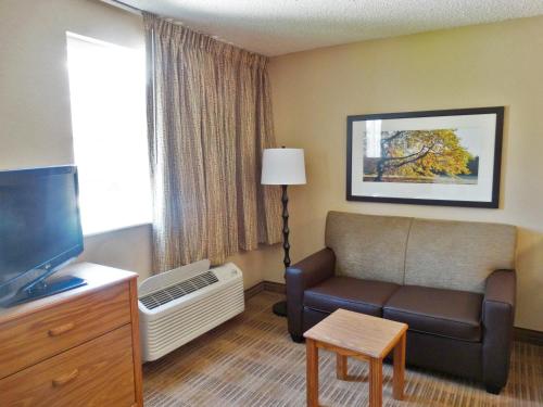 Estudio Deluxe con 1 cama grande - No fumadores del hotel Extended Stay America Suites Secaucus New York City Area. Foto 7