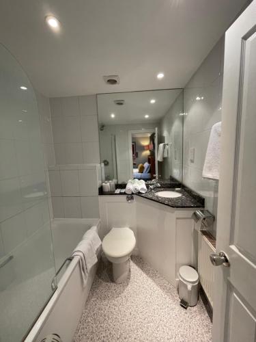 Habitación Triple Estándar del hotel Shandon. Foto 8