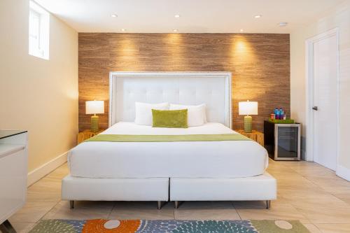 Double Queen Jr Suite del hotel Chesterfield Hotel y Suites. Foto 1