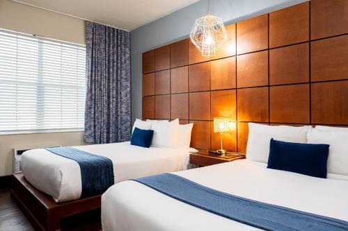 Alojamiento Doble Estándar del hotel Chesterfield Hotel y Suites. Foto 4