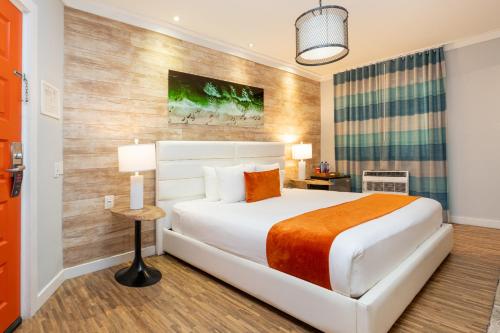 Deluxe Double Queen Jr Suite del hotel Chesterfield Hotel y Suites. Foto 3