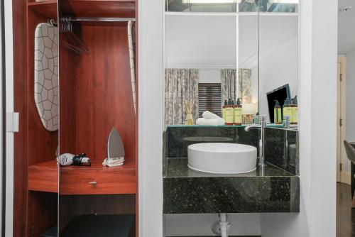 Habitación Doble Clásica - Cama grande del hotel Riviera South Beach, A South Beach Group