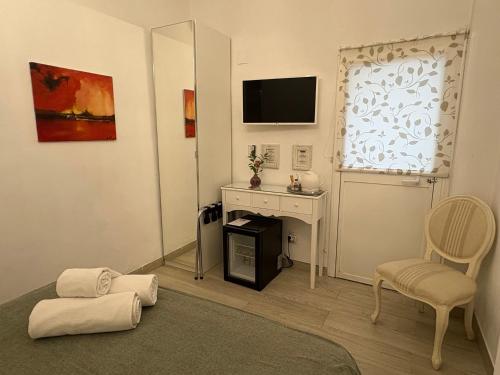 Habitación Doble Pequeña - Planta baja del hotel Un Patio Al Sur. Foto 12