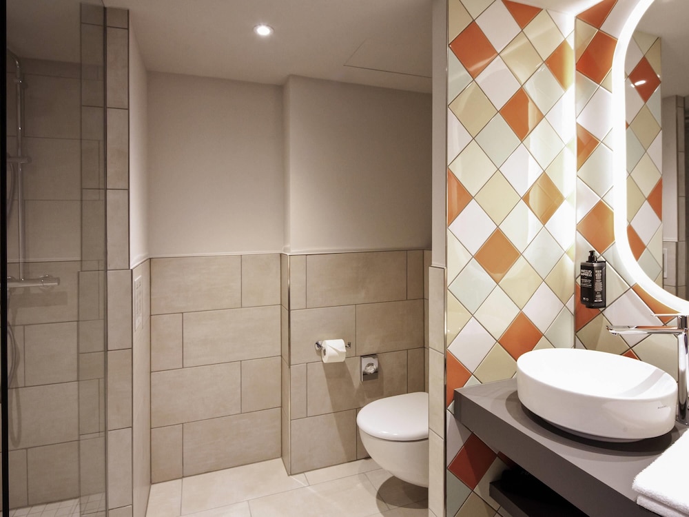 Habitación doble, Mucho estilo y comodidad para un sueño reparador para una o dos personas del hotel Ibis Styles Klagenfurt Am Woerthersee. Foto 7