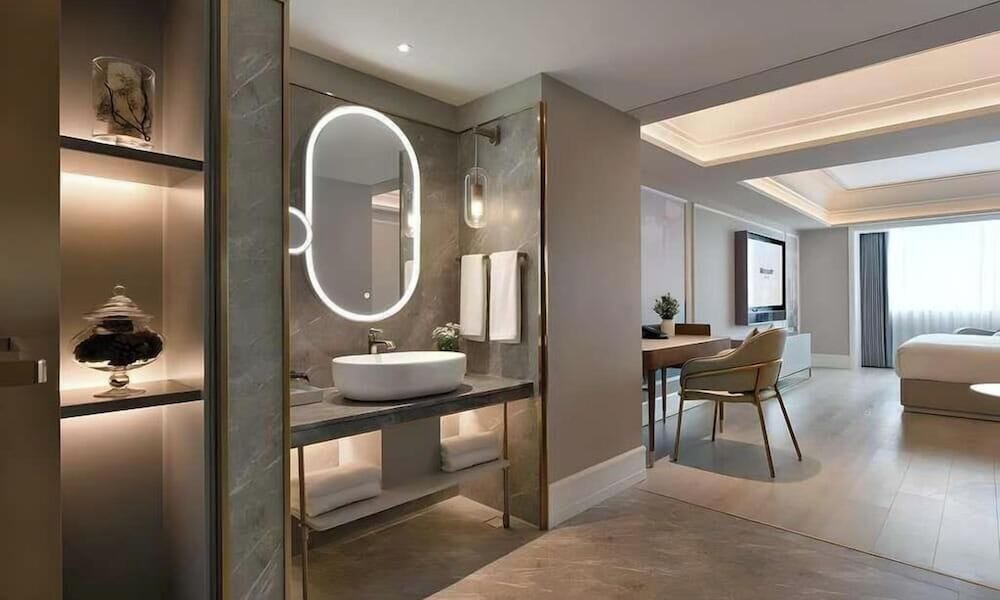 Habitación Deluxe, 1 cama de matrimonio grande del hotel Mercure Chengdu Jinniu Wanda Plaza. Foto 3