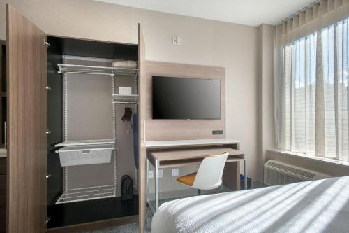 King Studio with Kitchen - Hearing Accessible del hotel Towneplace Suites By Marriott New York Brooklyn. Foto 7