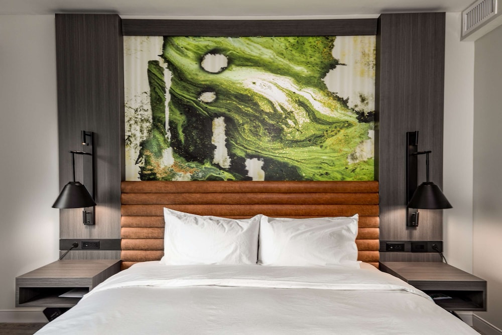 Cama King Premium del hotel Hyatt Centric Southpark Charlotte. Foto 3