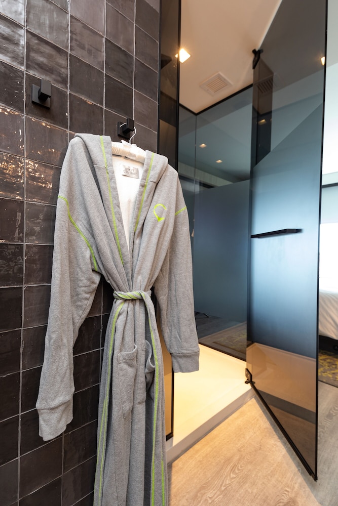Cama King Premium del hotel Hyatt Centric Southpark Charlotte. Foto 4