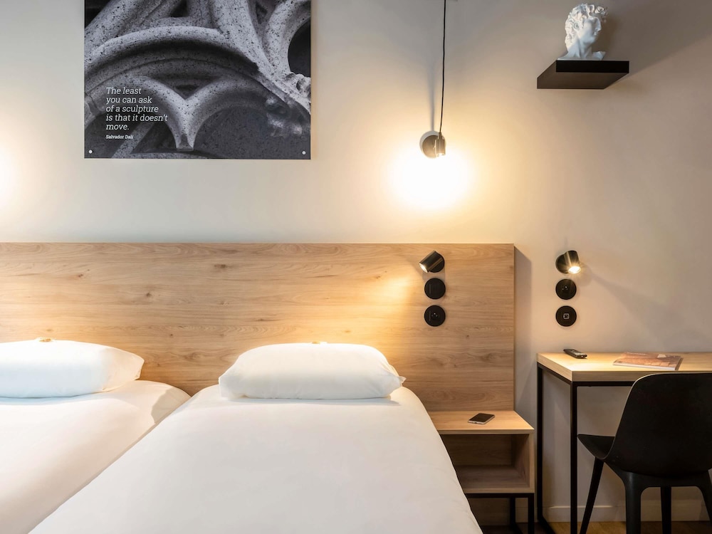 Habitación Estándar con 2 camas individuales, con balcón del hotel Ibis Styles Namur