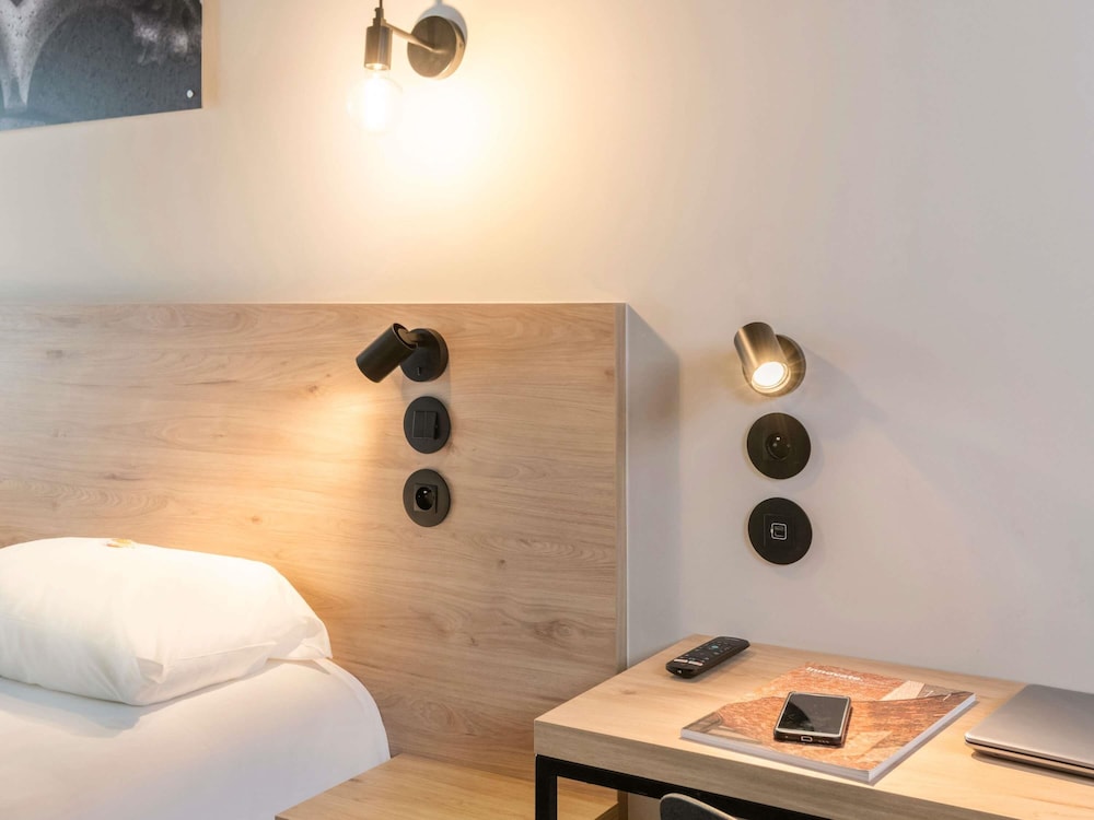 Habitación Estándar con 1 cama doble del hotel Ibis Styles Namur. Foto 3