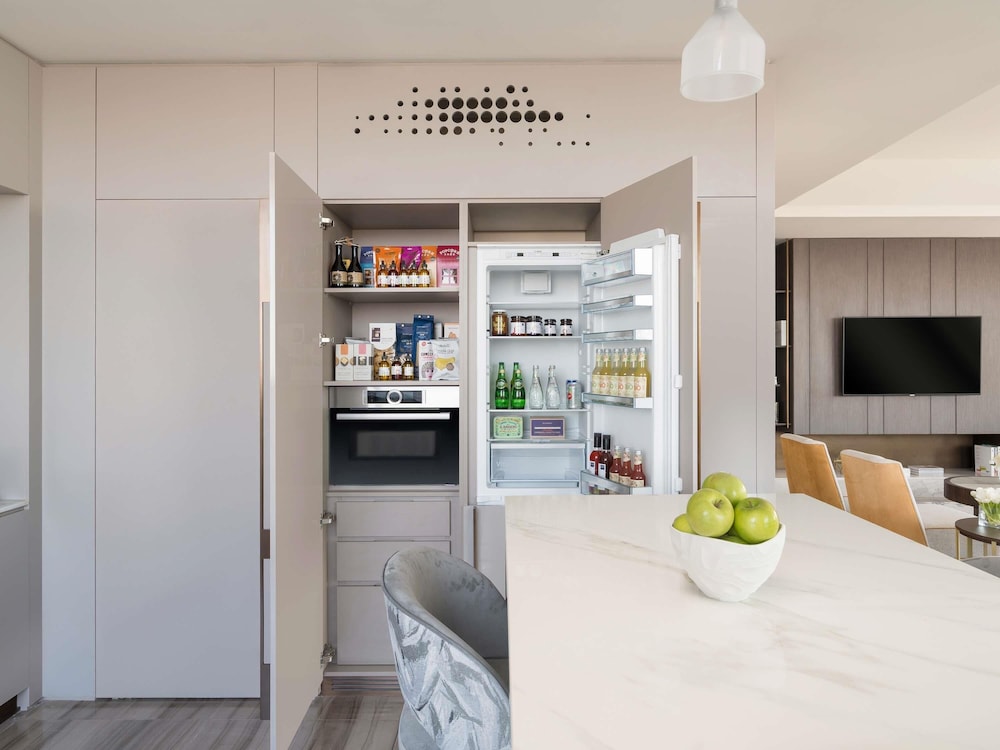 Suite familiar, 3 habitaciones, terraza del hotel Fairmont Ramla Serviced Residences. Foto 3