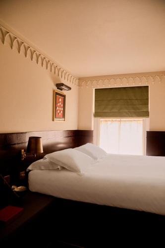 Habitación Doble Pequeña del hotel Grand Hôtel Bellevue. Foto 3