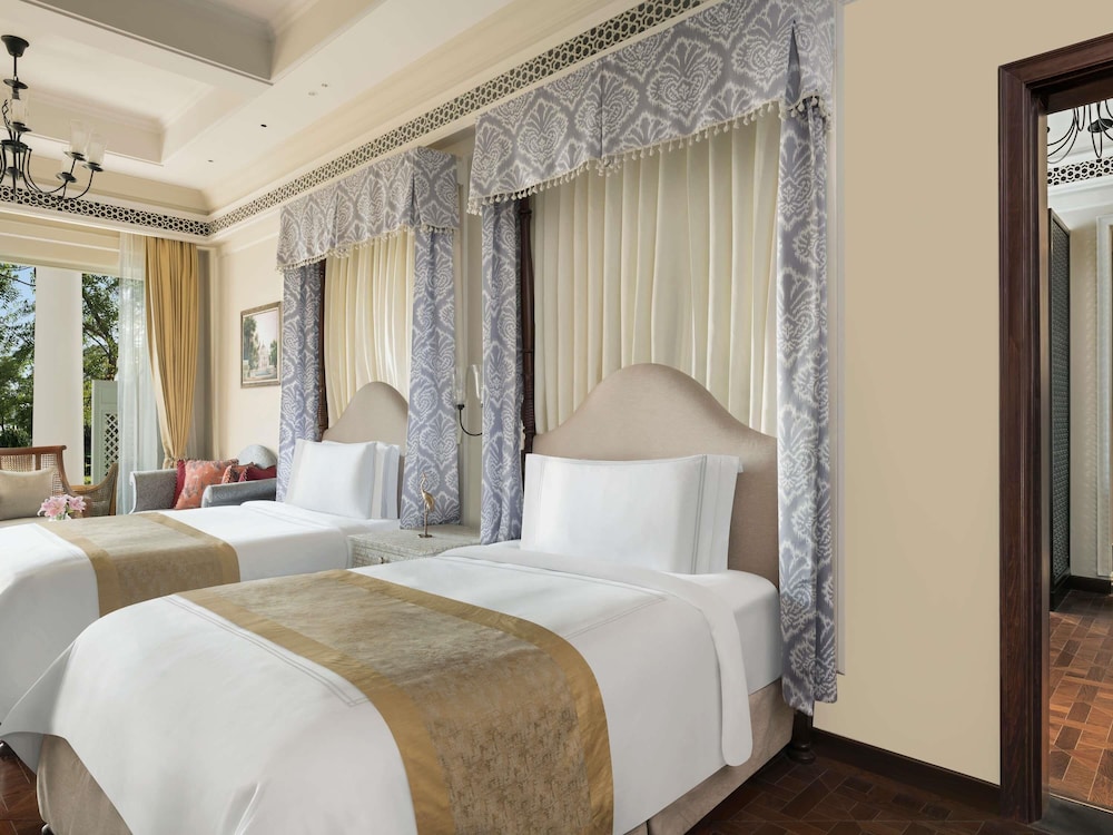 Habitación Signature, 2 camas individuales, balcón (Flamingo) del hotel Raffles Udaipur. Foto 5