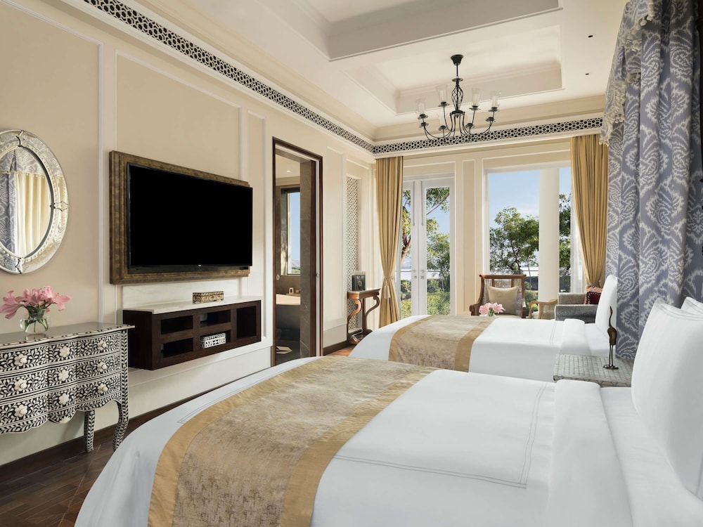 Habitación Signature, 2 camas individuales, balcón (Flamingo) del hotel Raffles Udaipur. Foto 7
