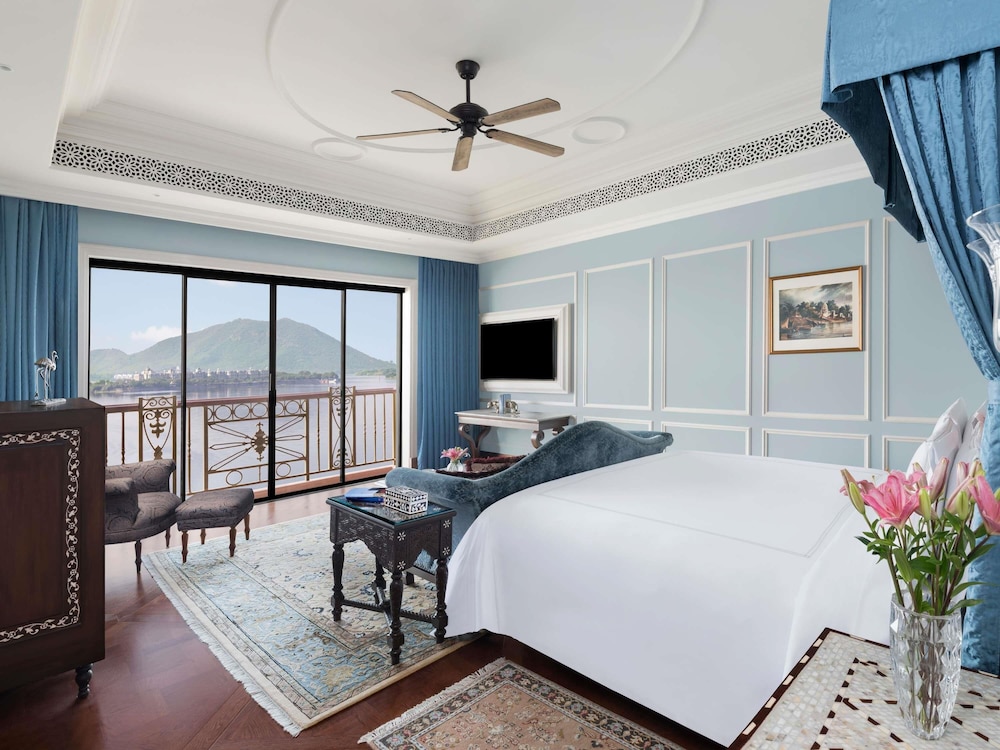 Habitación Signature, junto al lago del hotel Raffles Udaipur. Foto 9