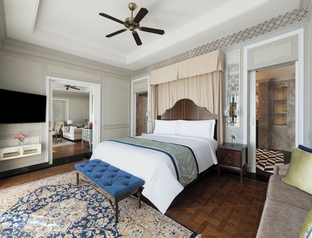 Suite, junto al lago del hotel Raffles Udaipur. Foto 3