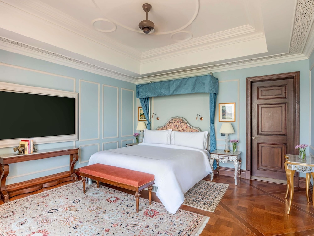 Suite, junto al lago del hotel Raffles Udaipur. Foto 11