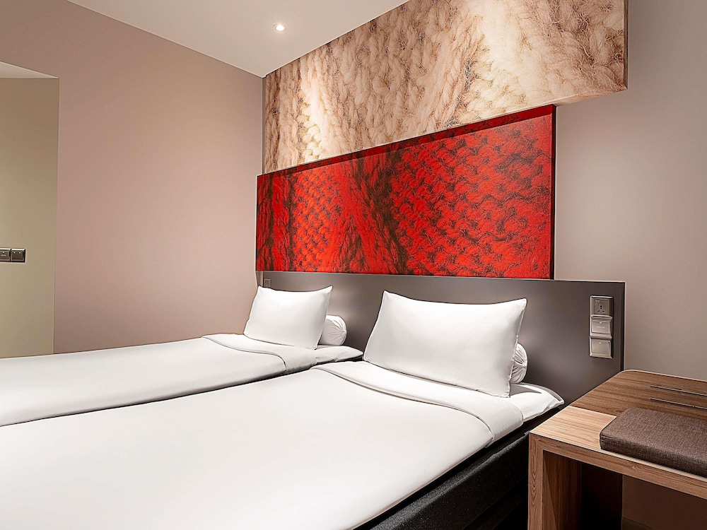 Habitación estándar con 2 camas individuales del hotel Ibis Pjcc Petaling Jaya. Foto 5