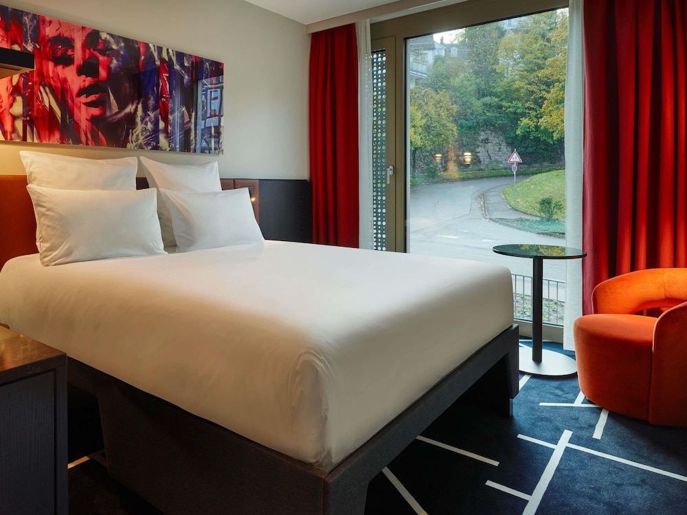 TRIBE Essential Lado Calle del hotel Tribe Baden-baden