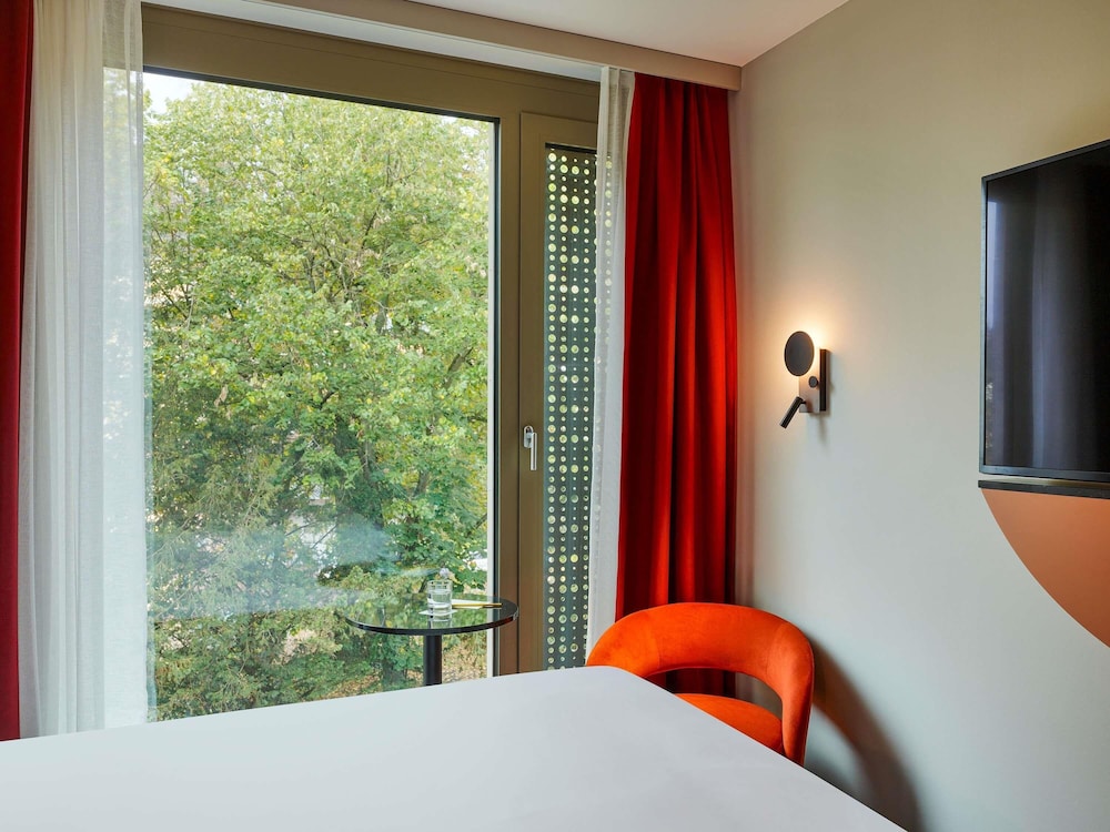 TRIBE Essential vistas limitadas 2 camas individuales del hotel Tribe Baden-baden. Foto 9