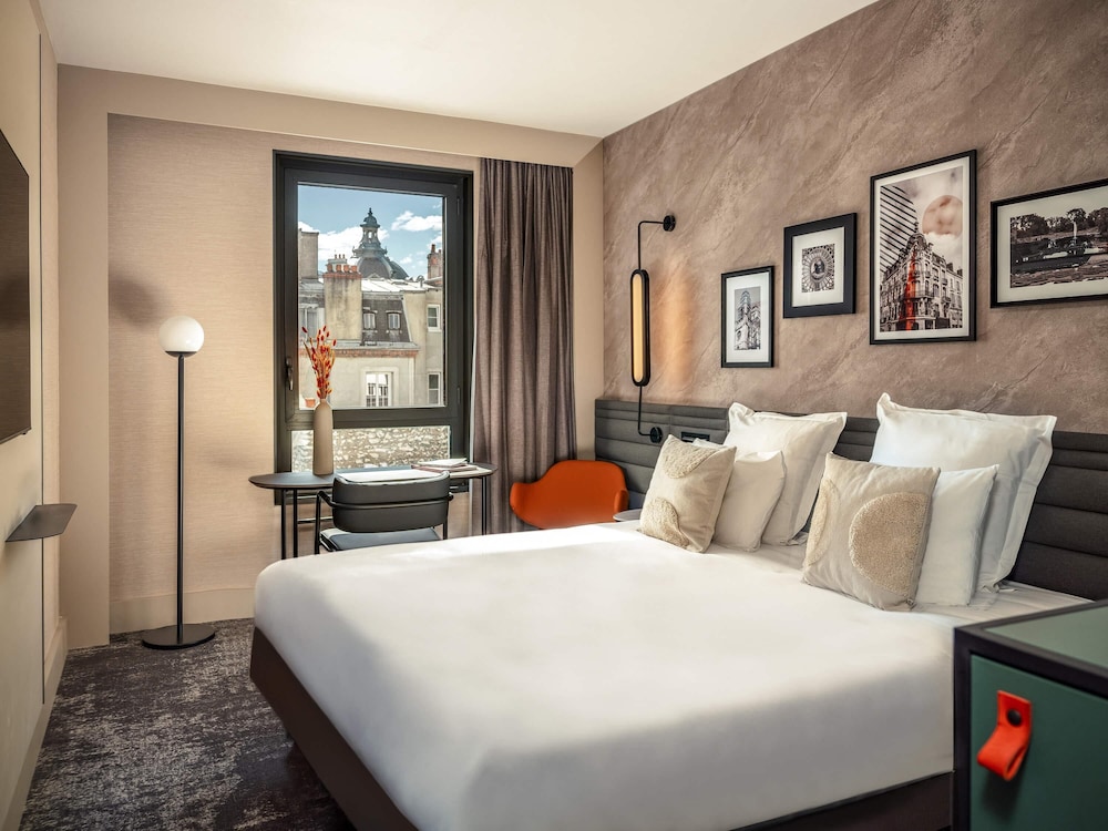 Habitación Superior con 1 cama doble del hotel Novotel Orléans Centre Gare. Foto 1
